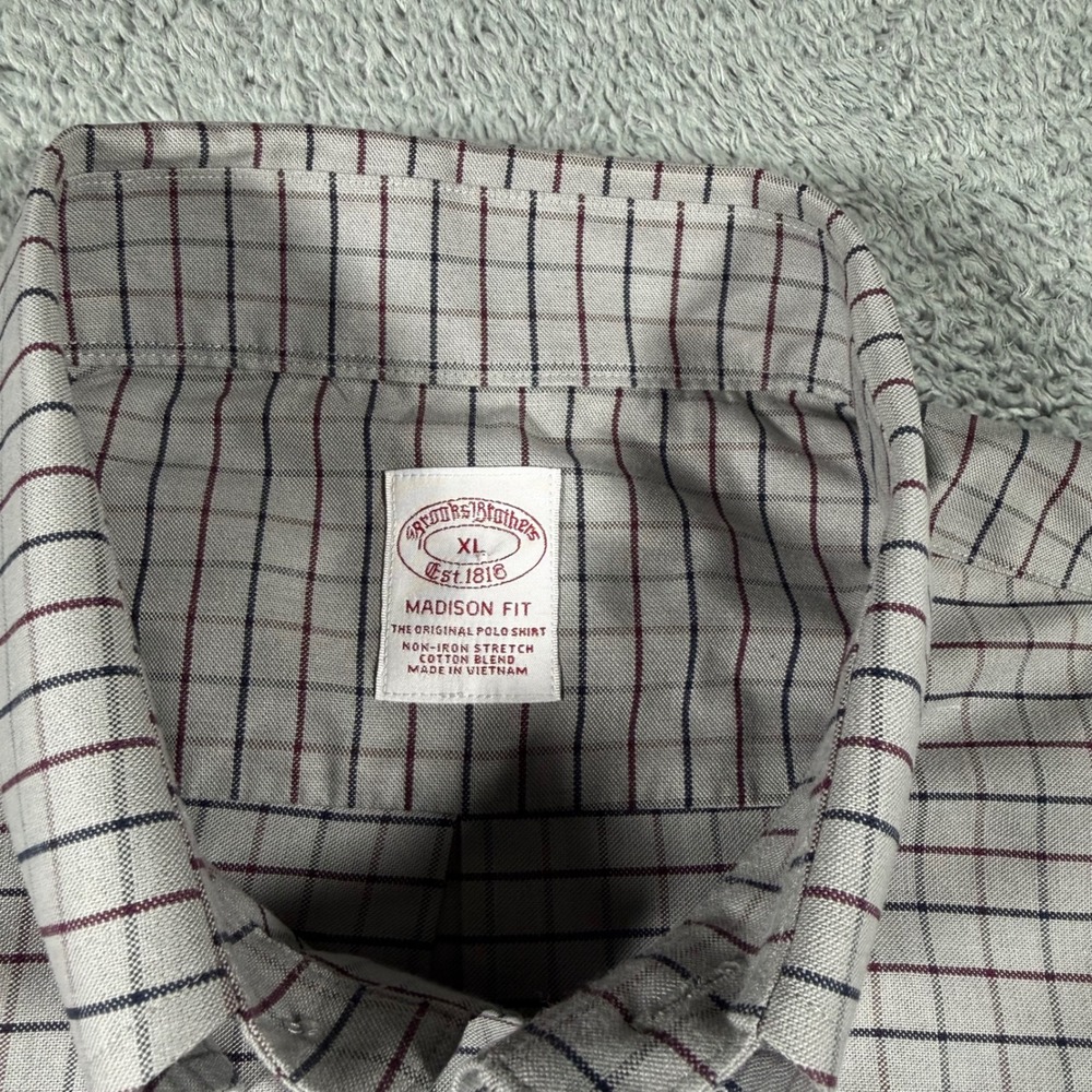 Brooks Brothers Oxford Button Down Shirt Mens XL Grey Madison Plaid Chest Logo - Picture 3 of 6